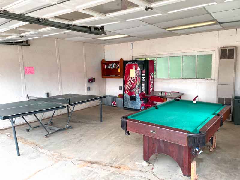 Pool table in Game room